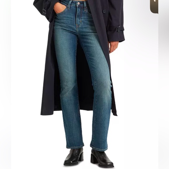 Levi 725 High-Waist Classic Stretch Bootcut Jeans - Picture 1 of 3